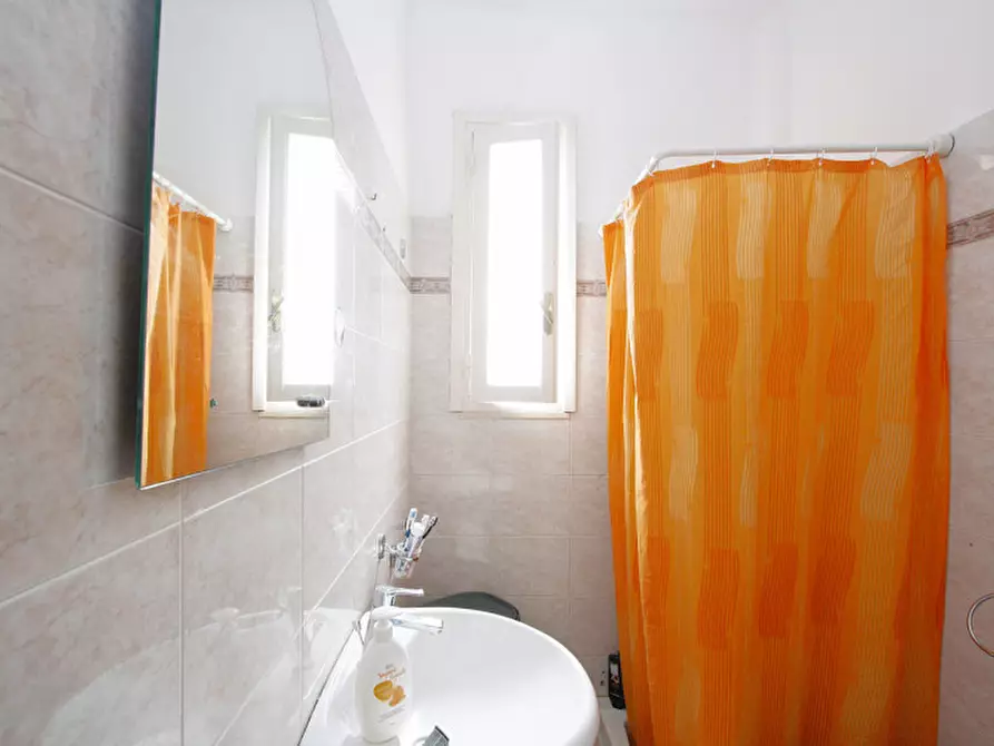 Immagine 26 di Appartamento in vendita  in Via Don Minzoni a Matino