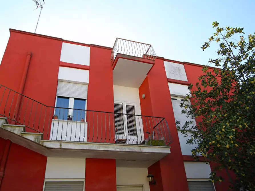 Immagine 30 di Appartamento in vendita  in Via Don Minzoni a Matino