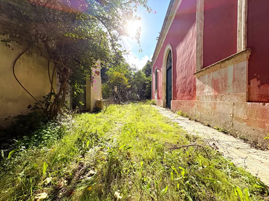 Immagine 33 di Villa in vendita  in via IV NOVEMBRE 199 a Carmiano