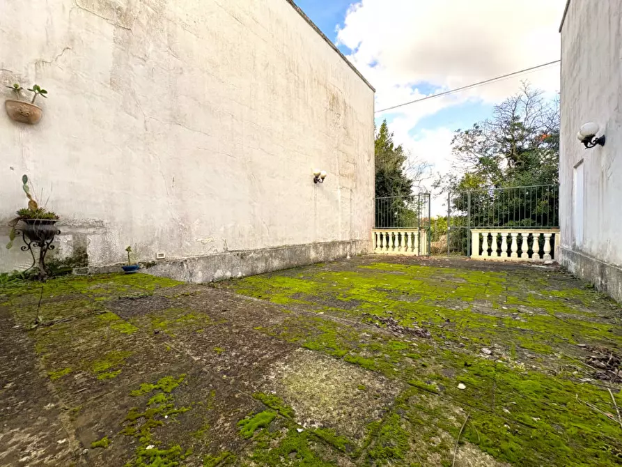 Immagine 41 di Villa in vendita  in via IV NOVEMBRE 199 a Carmiano