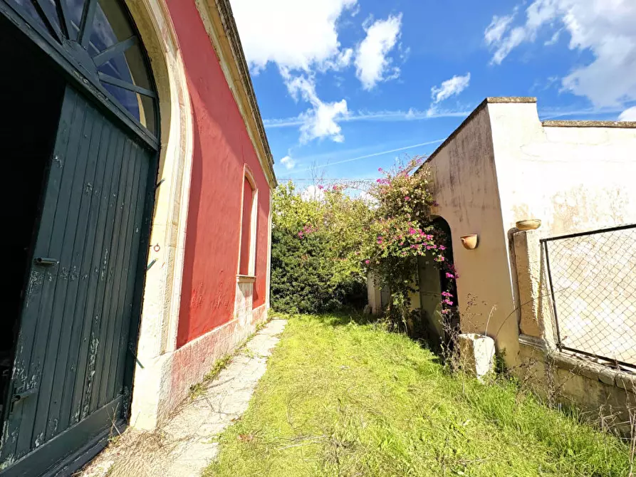 Immagine 46 di Villa in vendita  in via IV NOVEMBRE 199 a Carmiano