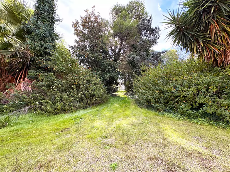 Immagine 53 di Villa in vendita  in via IV NOVEMBRE 199 a Carmiano