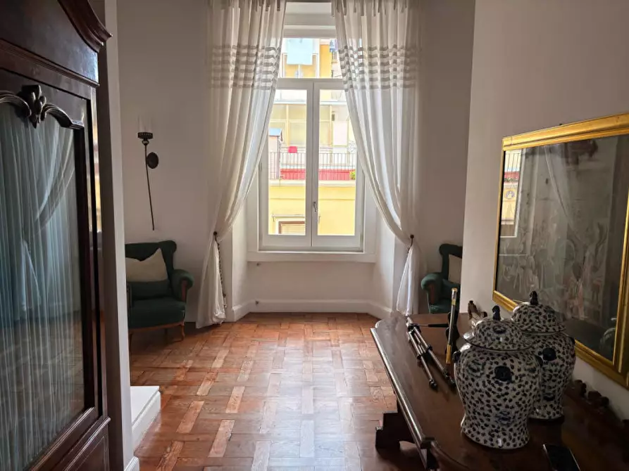 Immagine 6 di Appartamento in vendita  in via purgatorio a Torre Del Greco