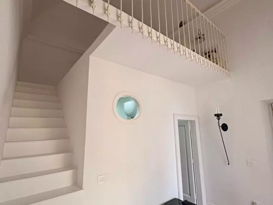 Immagine 12 di Appartamento in vendita  in via purgatorio a Torre Del Greco