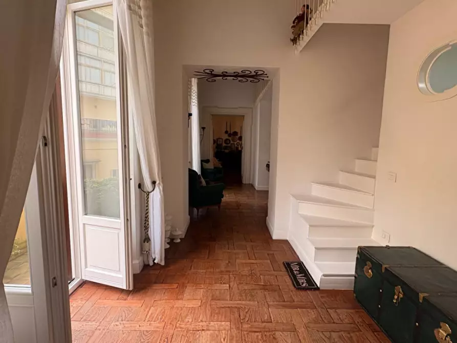 Immagine 13 di Appartamento in vendita  in via purgatorio a Torre Del Greco