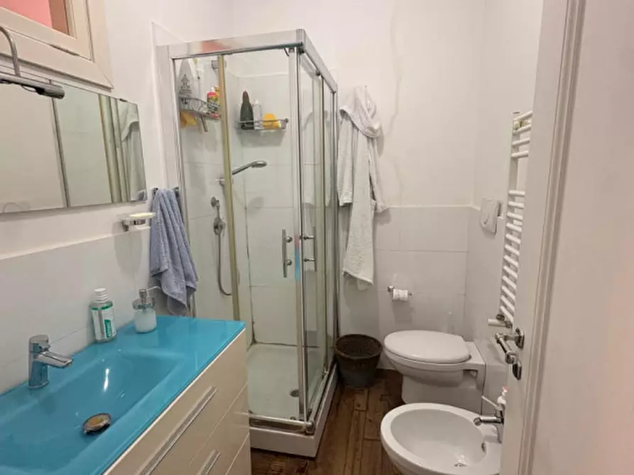 Immagine 19 di Appartamento in vendita  in via purgatorio a Torre Del Greco