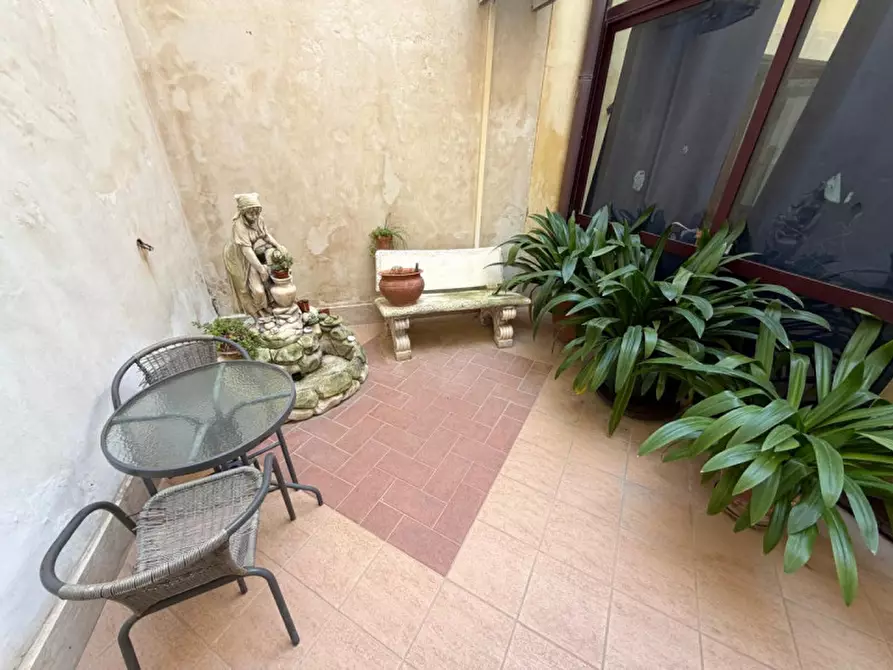 Immagine 7 di Casa indipendente in vendita  in Via Savoia 7 a Siracusa