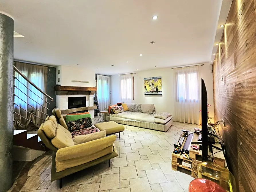 Immagine 9 di Casa indipendente in vendita  in VIA AMOLARO a Baone