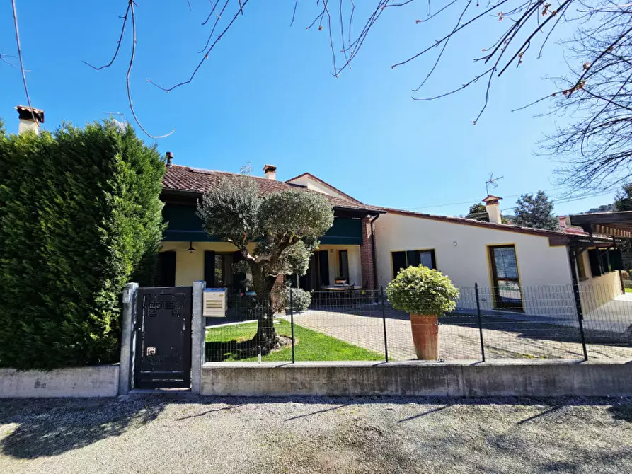 Immagine 31 di Casa indipendente in vendita  in VIA AMOLARO a Baone