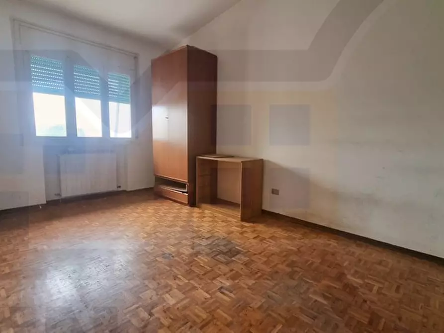 Immagine 10 di Appartamento in vendita  in Via Giuseppe Massarenti a Castel Bolognese