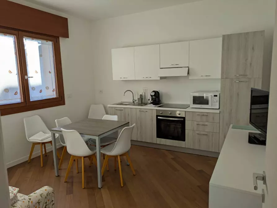 Immagine 3 di Appartamento in affitto  in Via Piovese a Padova