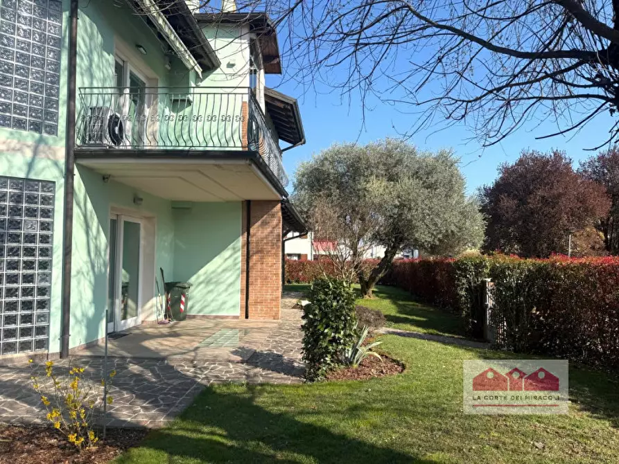 Immagine 2 di Casa indipendente in vendita  in Via Capovilla a Isola Vicentina