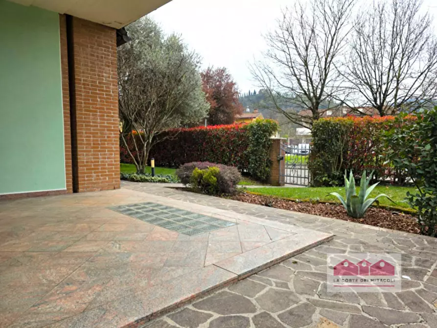 Immagine 11 di Casa indipendente in vendita  in Via Capovilla a Isola Vicentina