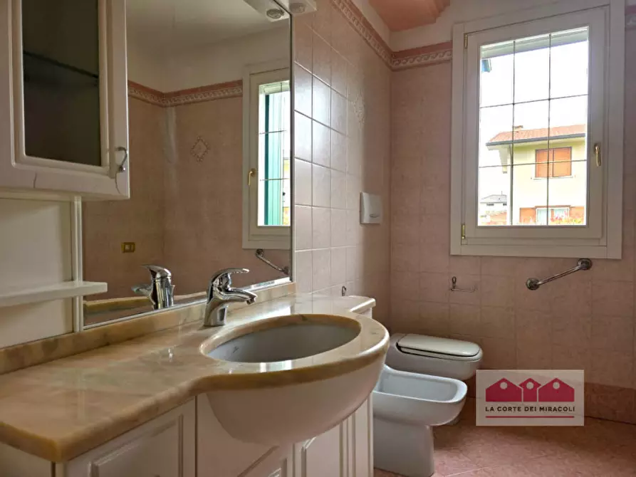 Immagine 19 di Casa indipendente in vendita  in Via Capovilla a Isola Vicentina