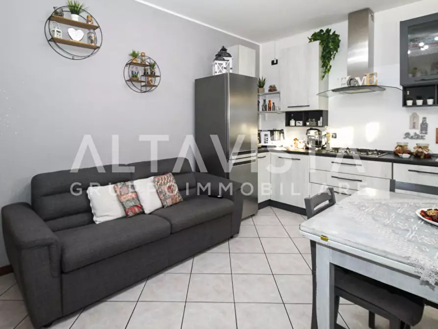 Immagine 3 di Appartamento in vendita  in Via Erculiani a Montichiari