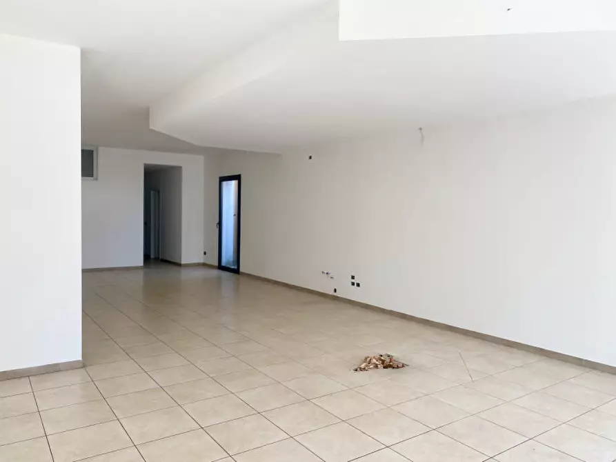 Immagine 4 di Negozio in vendita  in via Papa Sarto 13 a Vedelago