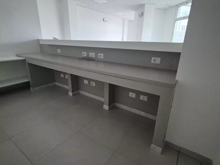 Immagine 3 di Ufficio in vendita  in VIA CAVOUR 20 a Cavezzo
