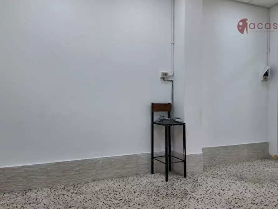 Immagine 7 di Negozio in vendita  in Via Piave 128 a Palermo