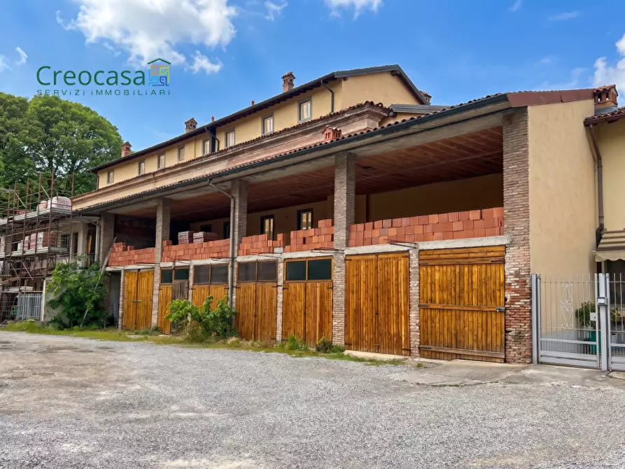Immagine 1 di Rustico / casale in vendita  a Stezzano