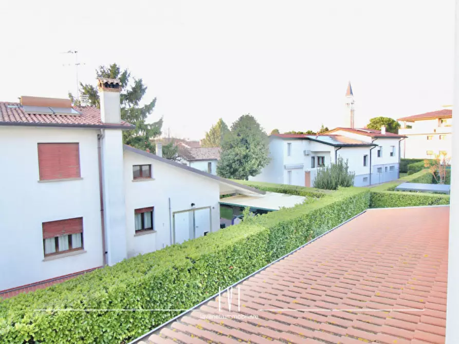 Immagine 20 di Appartamento in vendita  in Via Donatella Cesaro 23 a Fossalta Di Piave