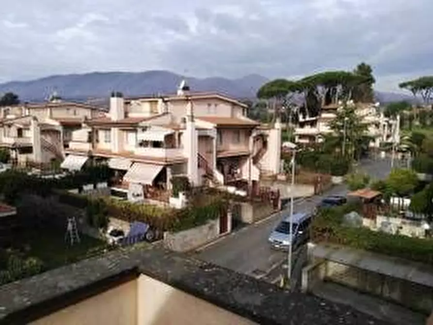 Immagine 3 di Appartamento in vendita  in Via Colle Cagioli, 51 a Lariano