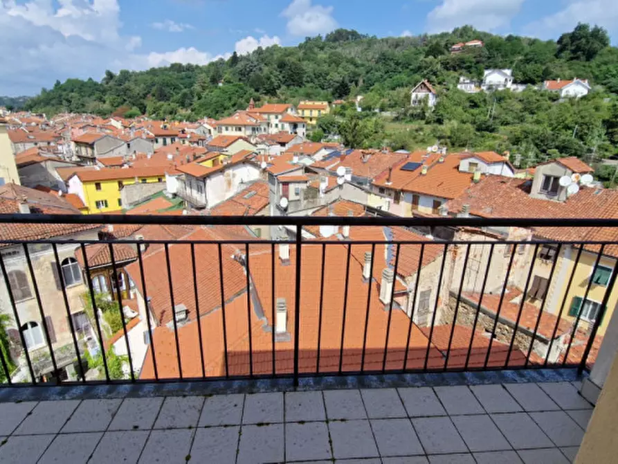 Immagine 1 di Appartamento in vendita  in Piazza Del Consolato a Altare