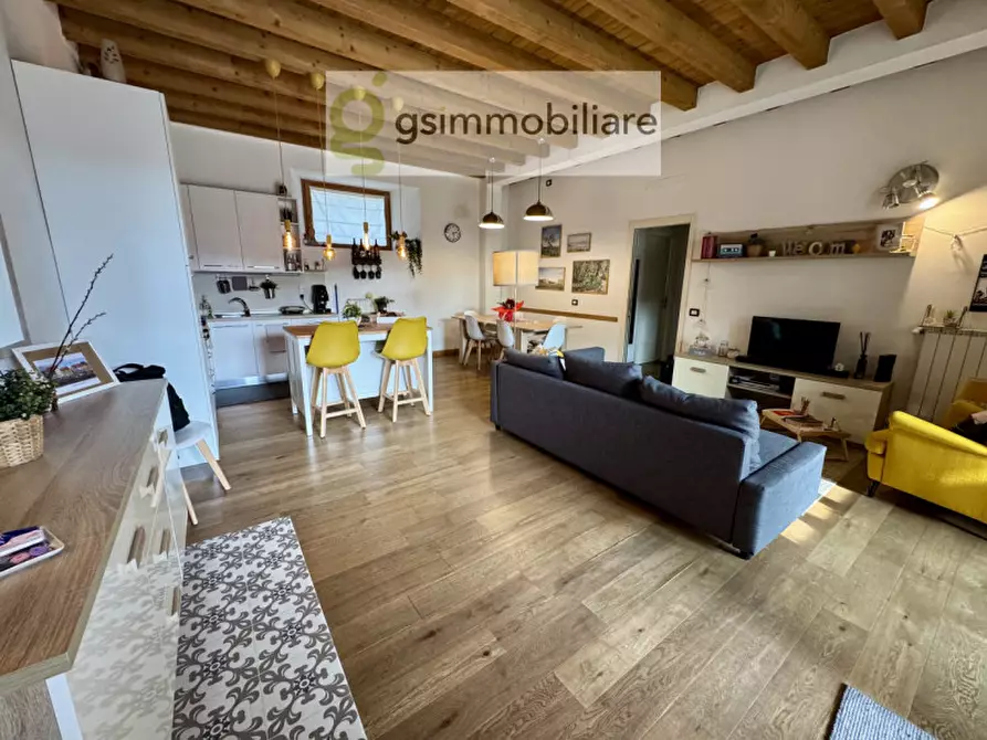 Immagine 2 di Appartamento in vendita  in Via San Benedetto, 3 a Brescia