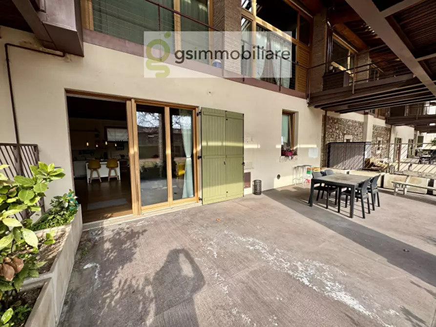 Immagine 9 di Appartamento in vendita  in Via San Benedetto, 3 a Brescia