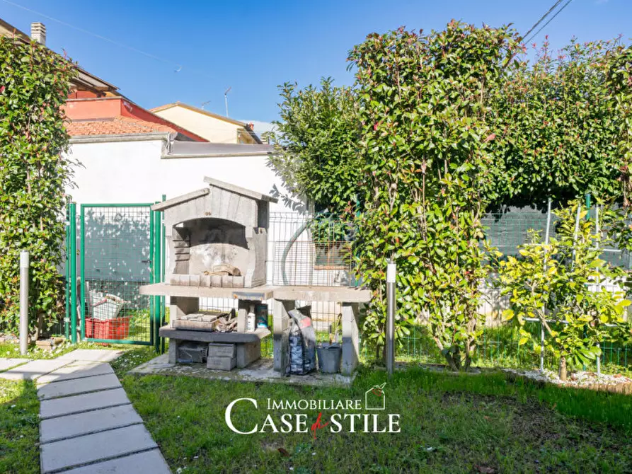 Immagine 24 di Casa bifamiliare in vendita  in Via Pisanello 21 a Ameglia