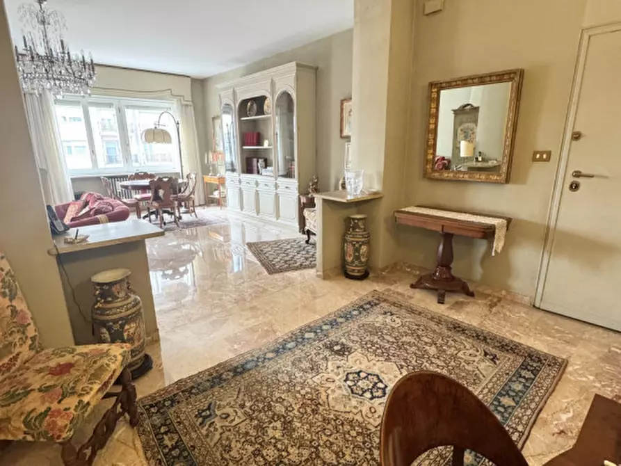 Immagine 6 di Appartamento in vendita  in Via Monte Ortigara 34 a Torino