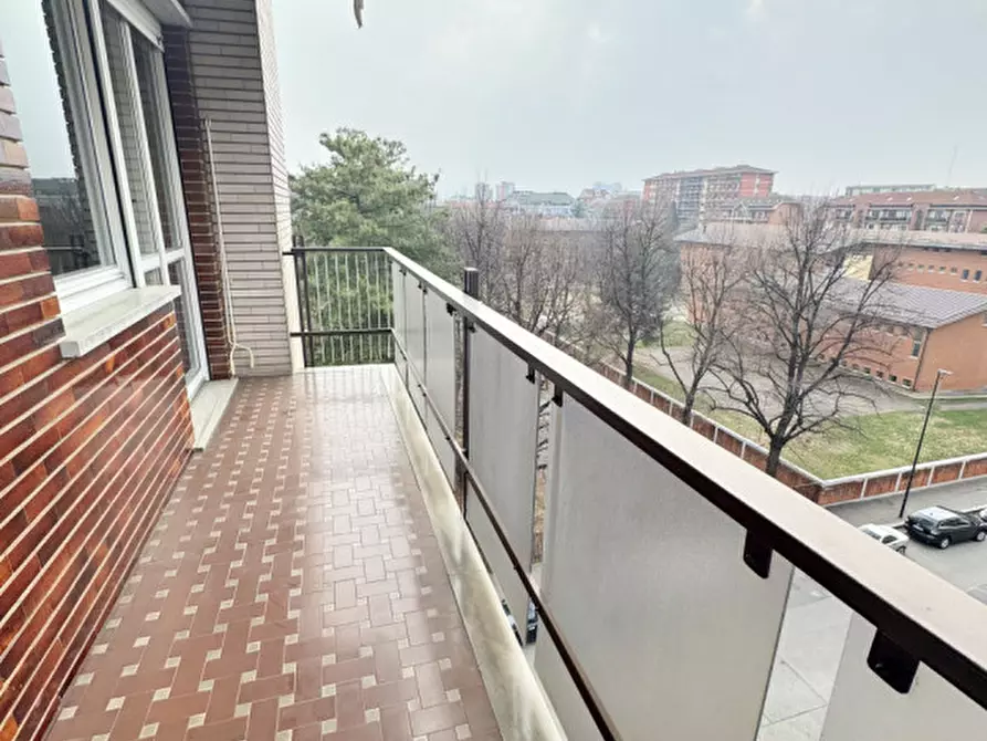 Immagine 10 di Appartamento in vendita  in Via Monte Ortigara 34 a Torino