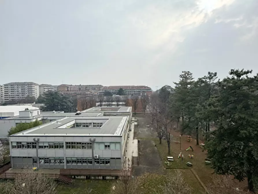 Immagine 34 di Appartamento in vendita  in Via Monte Ortigara 34 a Torino