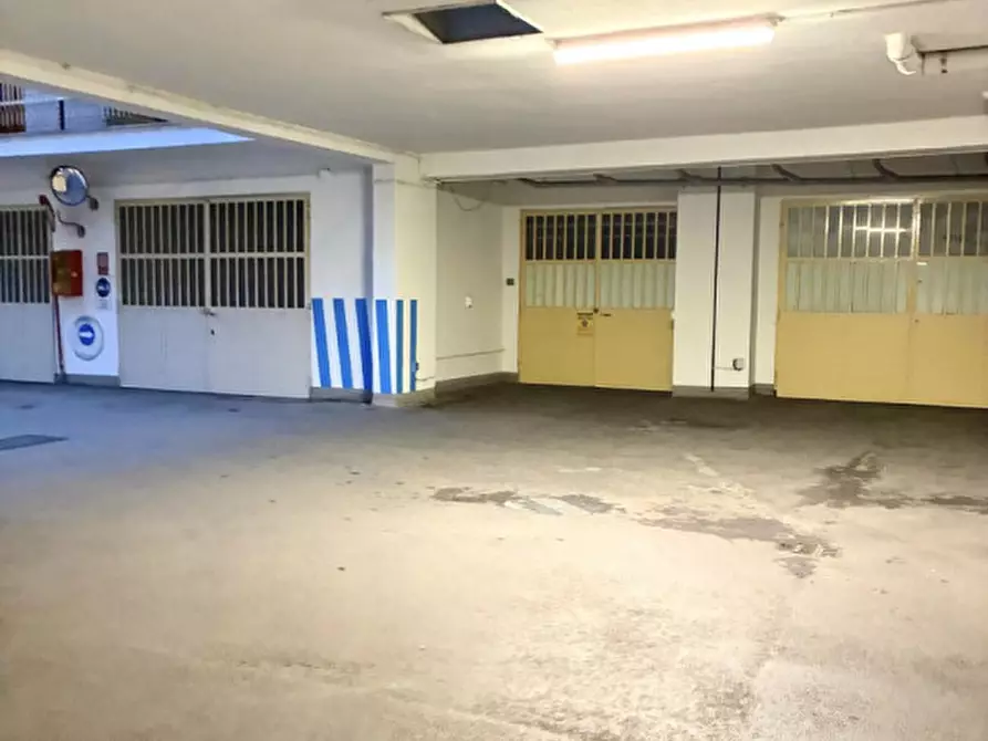 Immagine 38 di Appartamento in vendita  in Via Monte Ortigara 34 a Torino