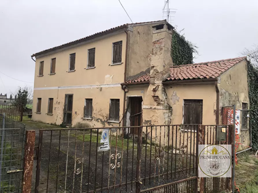 Immagine 1 di Casa indipendente in vendita  in Via Valcorba a Pozzonovo
