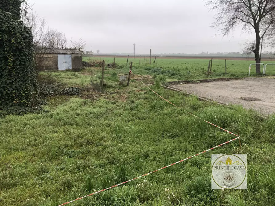 Immagine 2 di Casa indipendente in vendita  in Via Valcorba a Pozzonovo