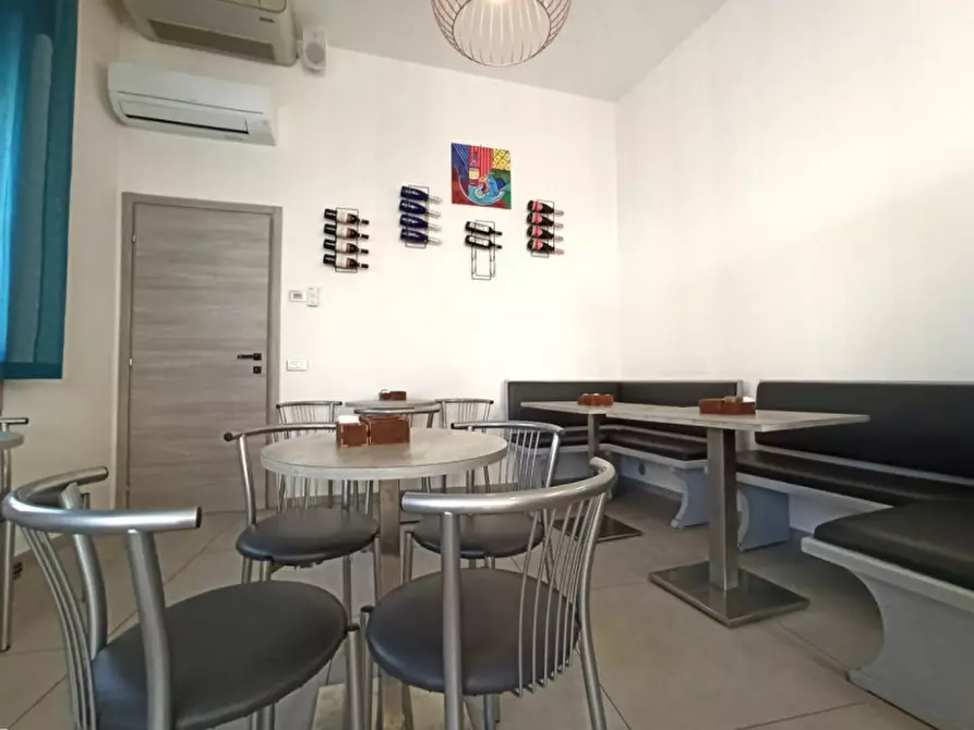 Immagine 5 di Attività commerciale in vendita  in C.so Risorgimento n. 160 - Porto Viro (RO) a Porto Viro