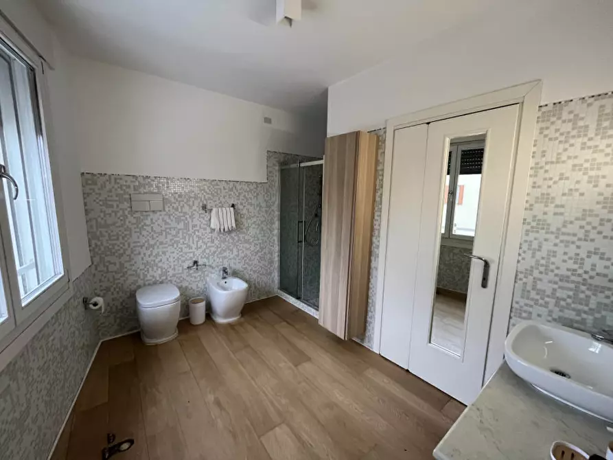 Immagine 13 di Attico in affitto  in Via Galileo Galilei a Mestrino