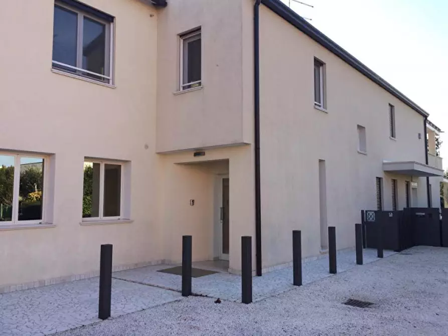 Immagine 16 di Attico in affitto  in Via Galileo Galilei a Mestrino