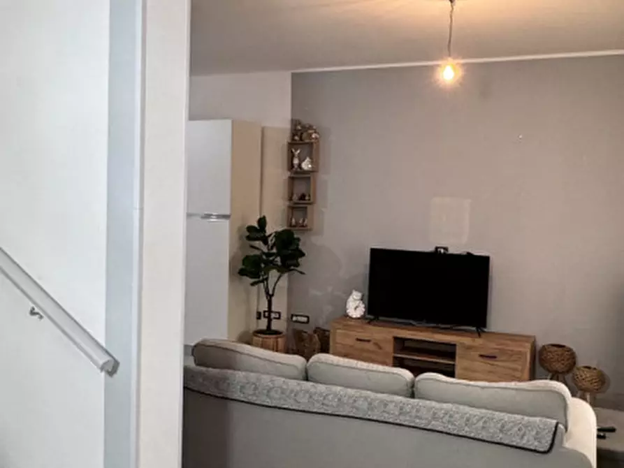 Immagine 3 di Casa bifamiliare in vendita  in Via XIV Luglio 99 a Giacciano Con Baruchella