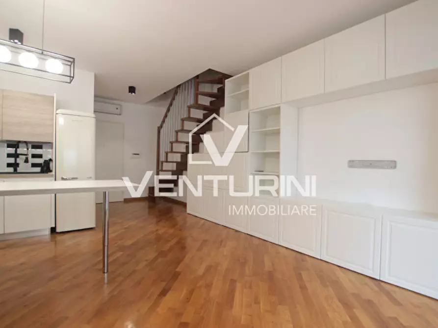 Immagine 5 di Appartamento in vendita  in Via Sumirago, 29 a Roma