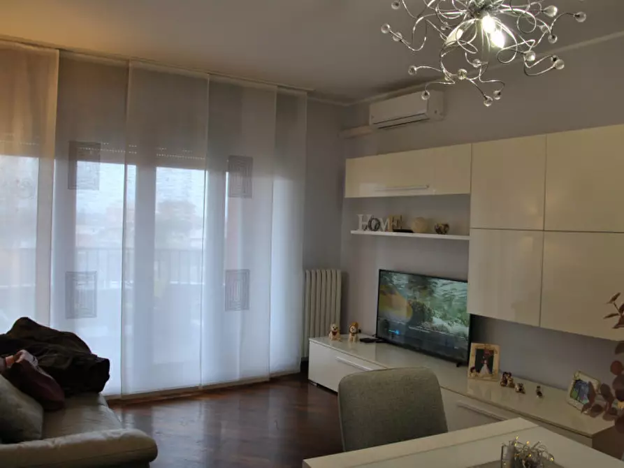 Immagine 7 di Appartamento in vendita  in Via Grazia Deledda 1 a Vanzago