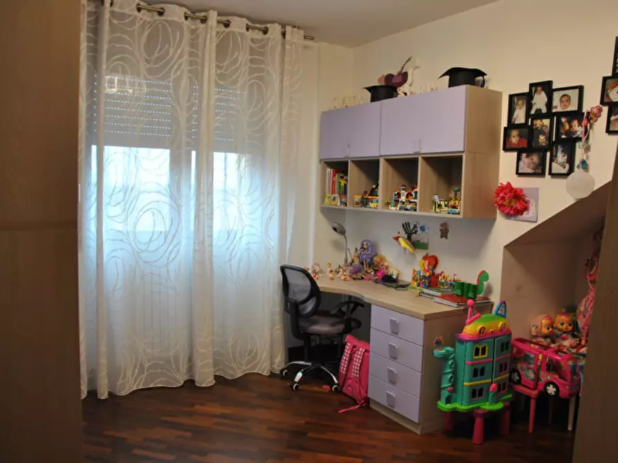 Immagine 12 di Appartamento in vendita  in Via Grazia Deledda 1 a Vanzago