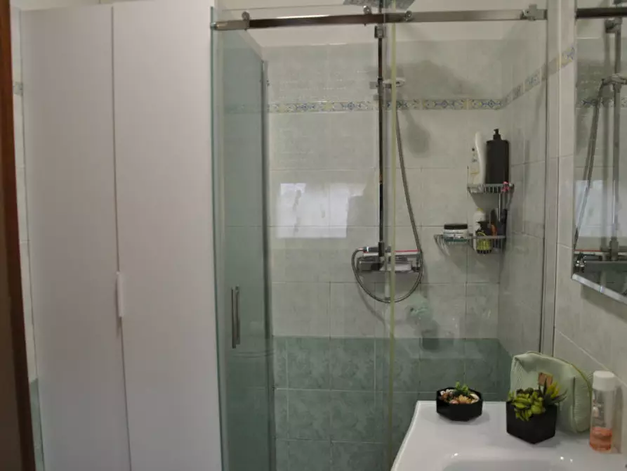 Immagine 15 di Appartamento in vendita  in Via Grazia Deledda 1 a Vanzago