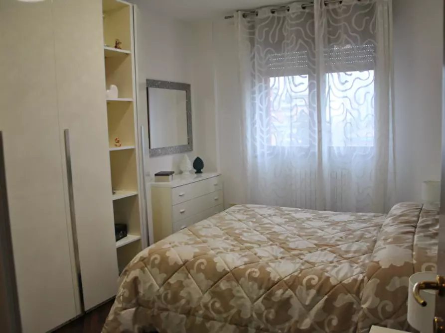 Immagine 19 di Appartamento in vendita  in Via Grazia Deledda 1 a Vanzago