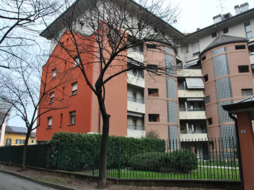 Immagine 27 di Appartamento in vendita  in Via Grazia Deledda 1 a Vanzago