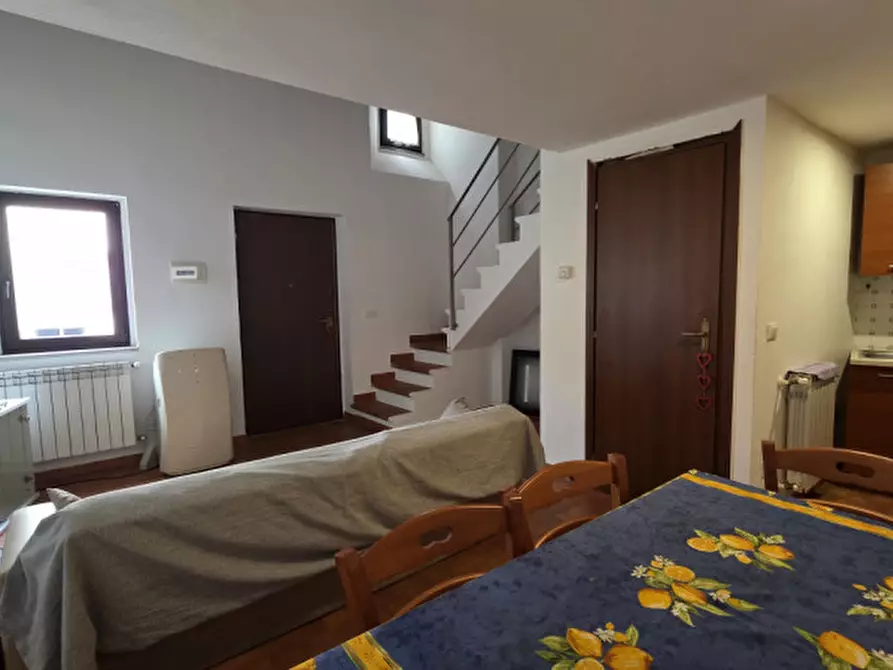 Immagine 3 di Casa indipendente in vendita  in Via Belvedere,9 a Basicò