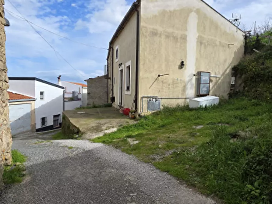 Immagine 23 di Casa indipendente in vendita  in Via Belvedere,9 a Basicò