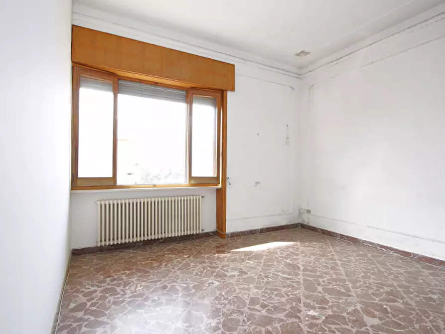 Immagine 2 di Casa bifamiliare in vendita  in Via Virgilio a Casarano