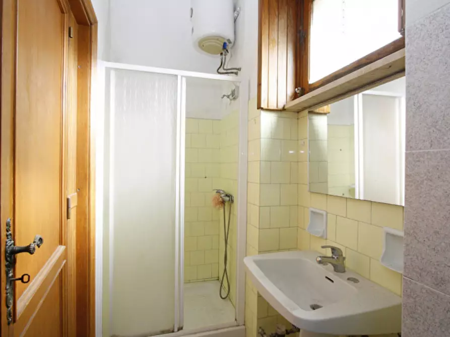 Immagine 10 di Casa bifamiliare in vendita  in Via Virgilio a Casarano