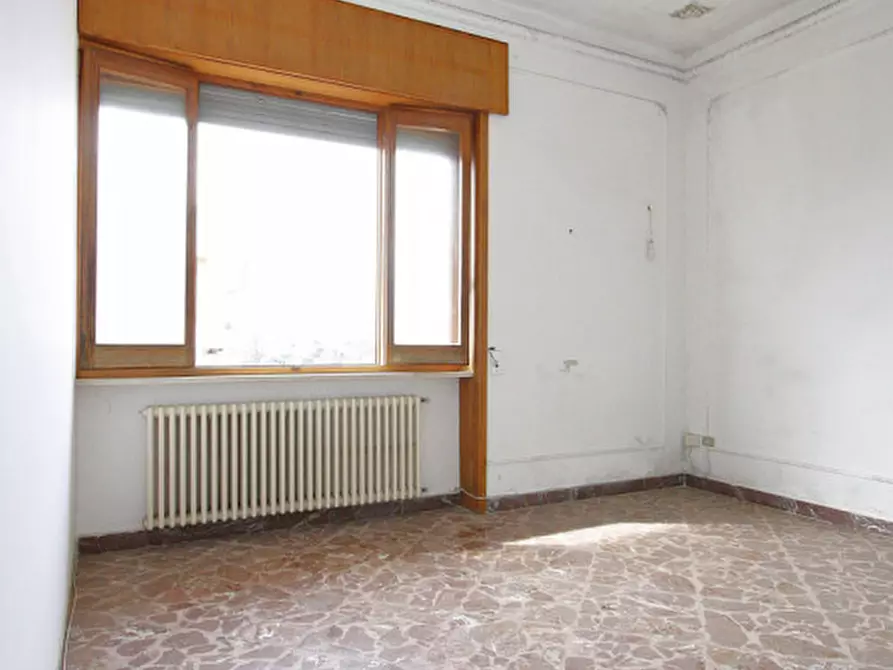 Immagine 25 di Casa bifamiliare in vendita  in Via Virgilio a Casarano